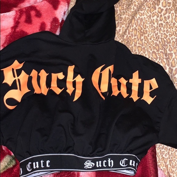 “Such cute” crop top hoodie sweater - Picture 4 of 4